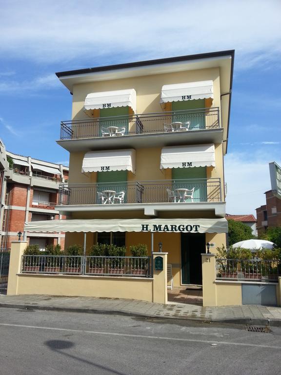 Hotel Margot ลิโด ดิ กามาโยเร ภายนอก รูปภาพ